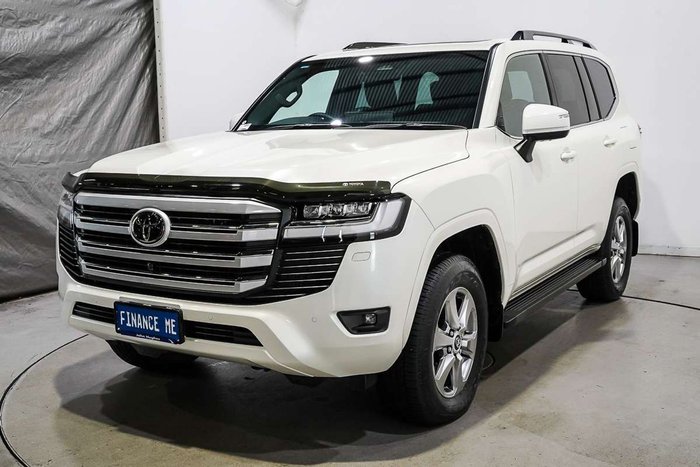 2025 Toyota Landcruiser VX