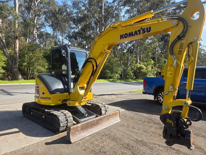 2022 Komatsu Pc55mr-5
