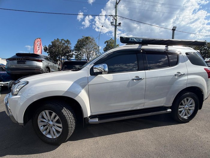 2018 Isuzu MU-X LS-T