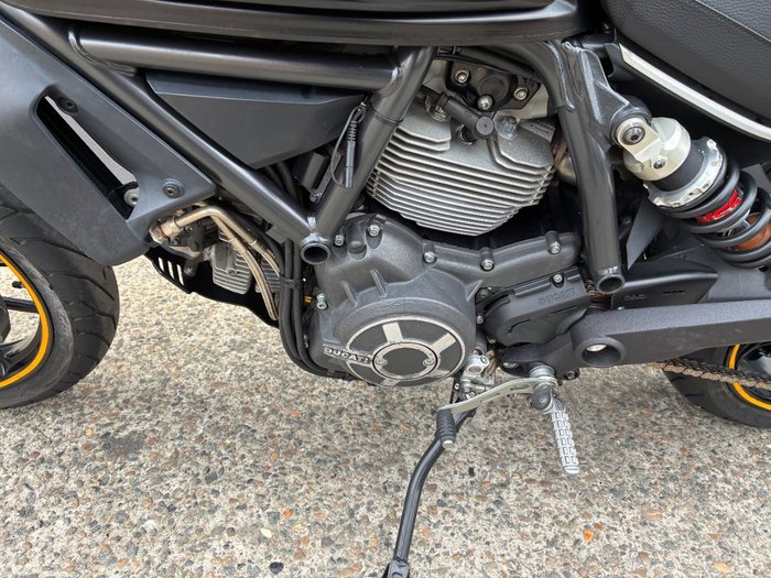 2016 Ducati SCRAMBLER FULL THROTTLE BLACK