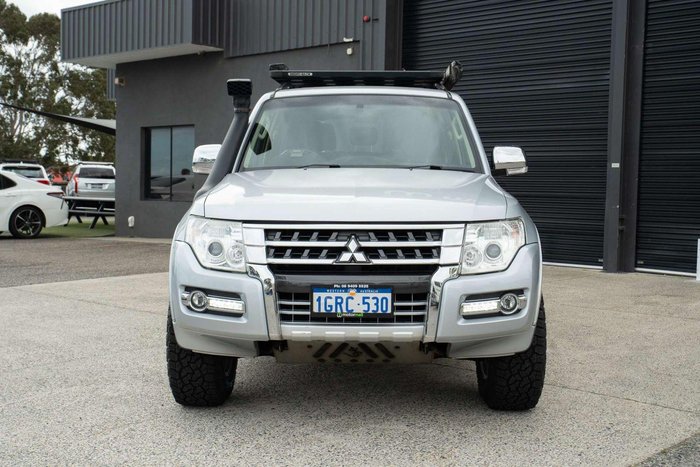 2016 Mitsubishi Pajero