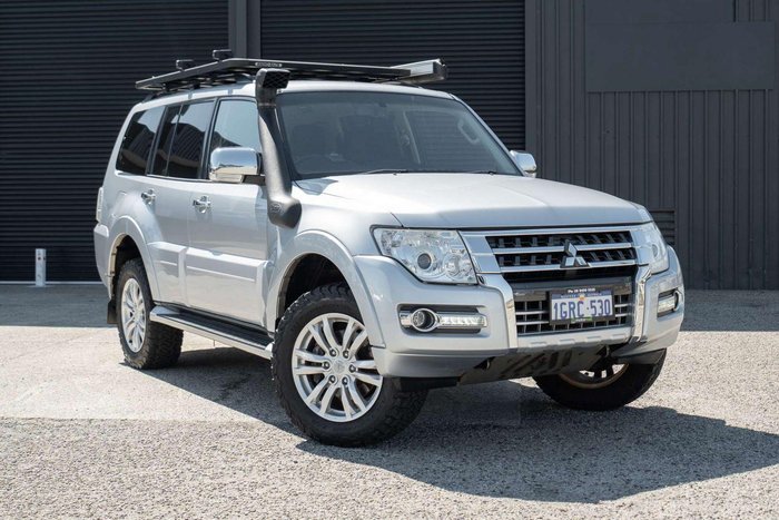 2016 Mitsubishi Pajero