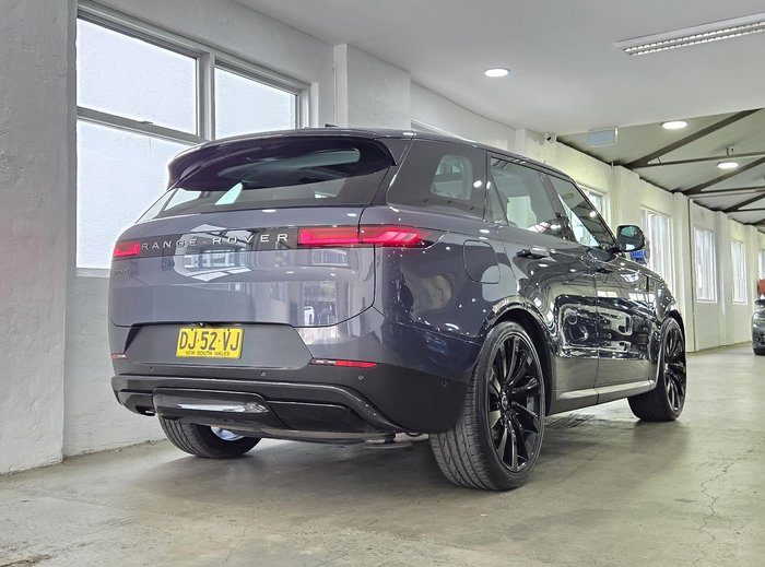 2023 Land Rover Range Rover Sport D250 SE