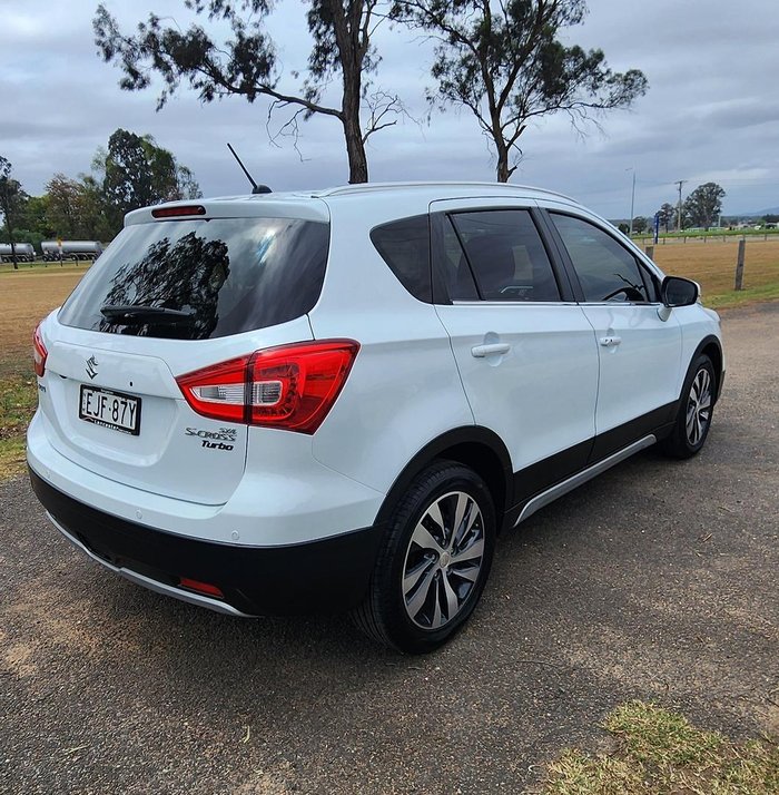 2020 Suzuki S-Cross Turbo Prestige