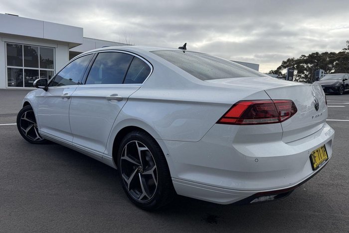 2022 Volkswagen Passat 140TSI Business