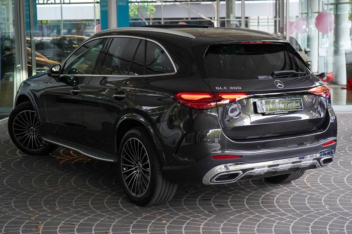 2025 Mercedes-Benz GLC-Class GLC300