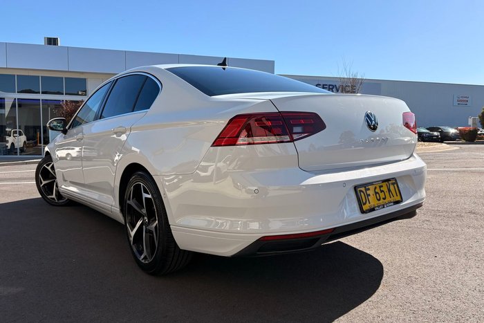 2022 Volkswagen Passat 140TSI Business