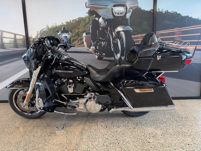 2018 Harley-Davidson Ultra Limited 107 (FLHTK)