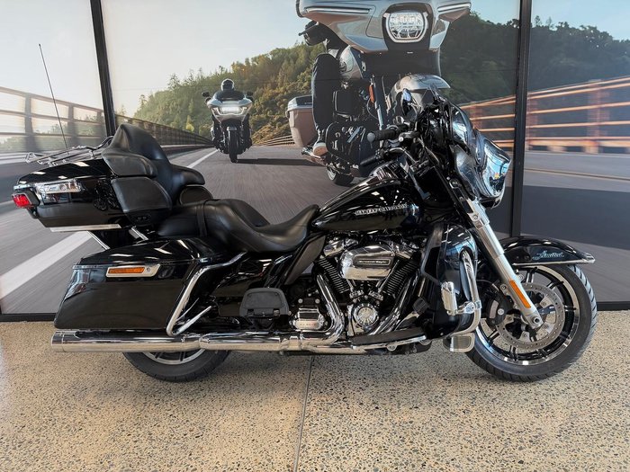 2018 Harley-Davidson Ultra Limited 107 (FLHTK)