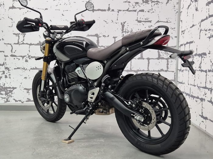2024 Triumph Scrambler 400 X Scrambler Black