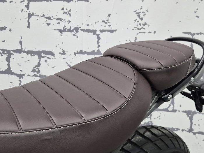 2024 Triumph Scrambler 400 X Scrambler Black