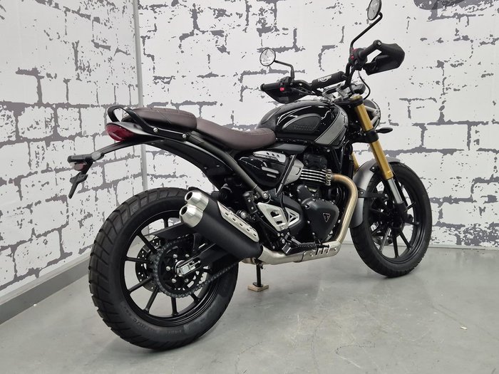 2024 Triumph Scrambler 400 X Scrambler Black
