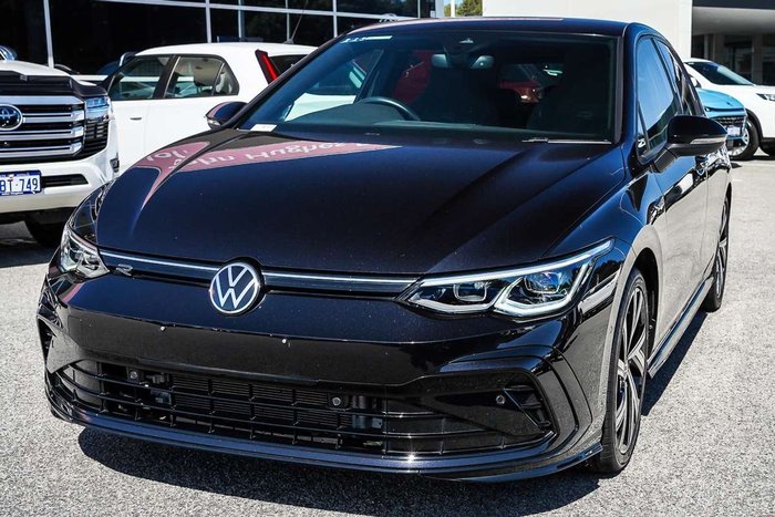 2022 Volkswagen Golf 110TSI R-Line