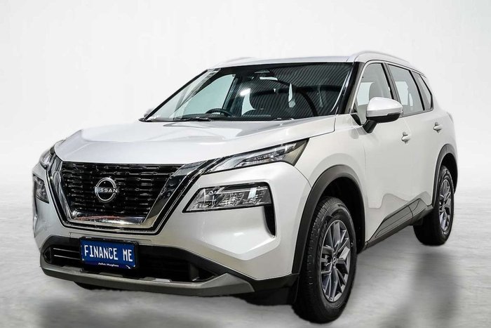 2025 Nissan X-TRAIL ST