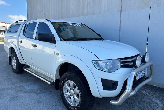 2015 Mitsubishi Triton