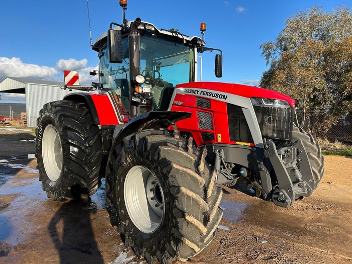 2022 Massey Ferguson 8S 245 Dyna7