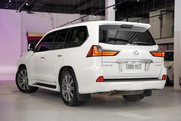 2015 Lexus LX 570