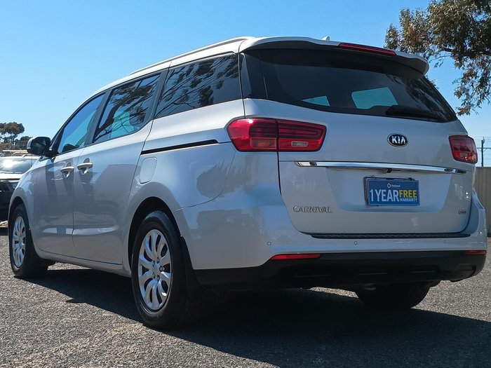 2019 Kia Carnival S