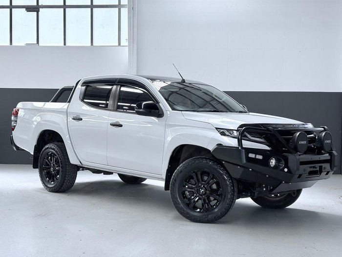 2021 Mitsubishi Triton GSR
