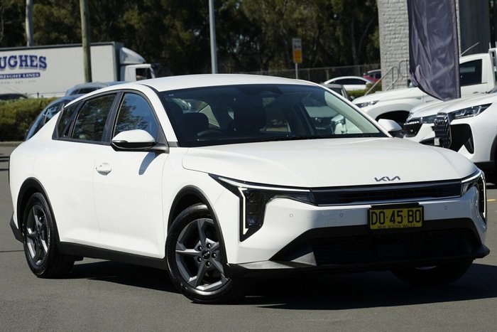 2025 Kia K4