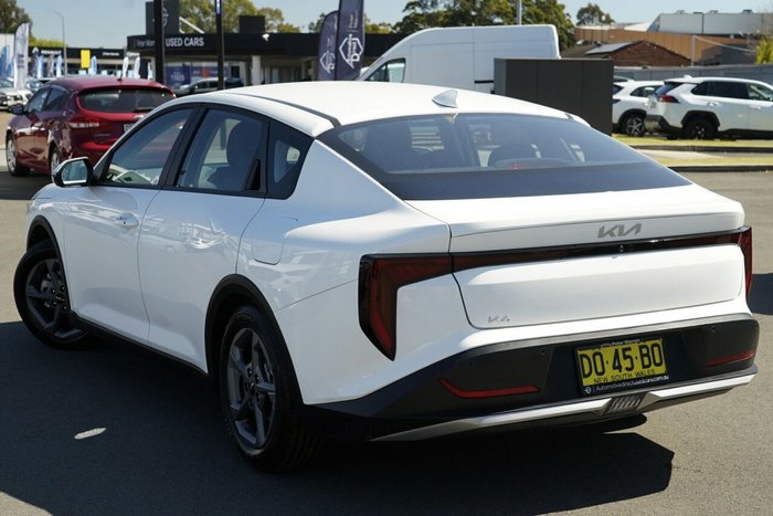 2025 Kia K4 S