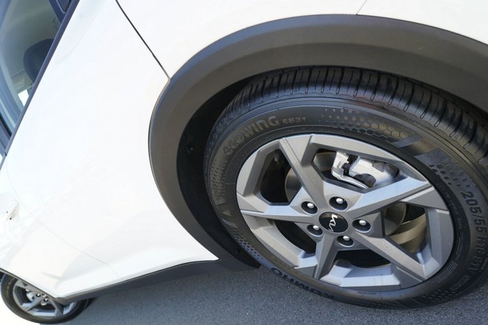 2025 Kia K4 S