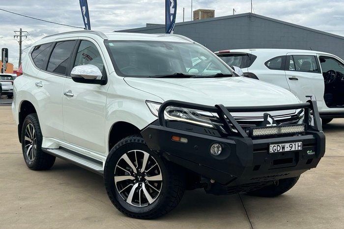 2017 Mitsubishi Pajero Sport