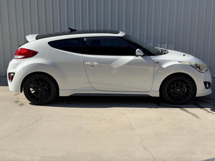 2013 Hyundai Veloster SR Turbo