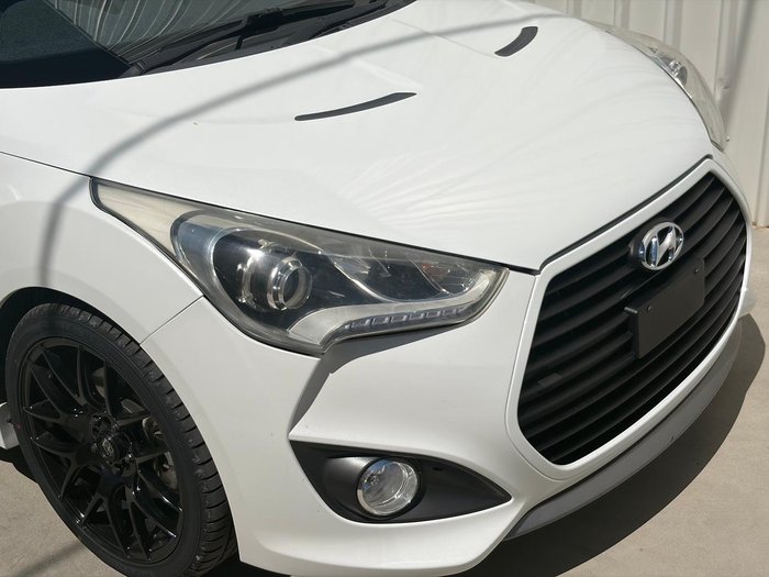 2013 Hyundai Veloster SR Turbo