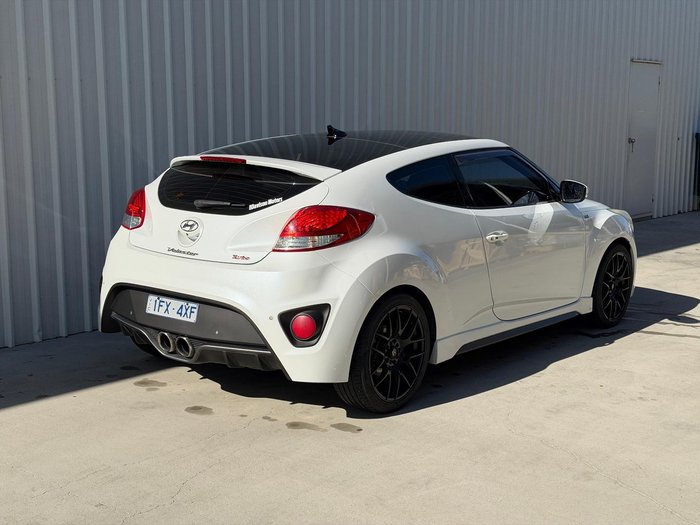 2013 Hyundai Veloster SR Turbo