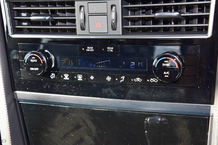 2026 Nissan Patrol Warrior Y62 MY26 4X4 Dual Range Brilliant Silver