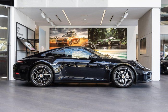 2024 Porsche 911 Carrera