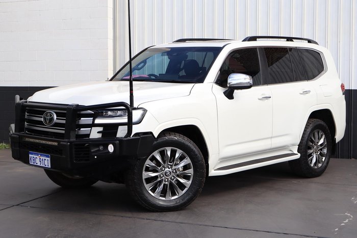 2023 Toyota Landcruiser