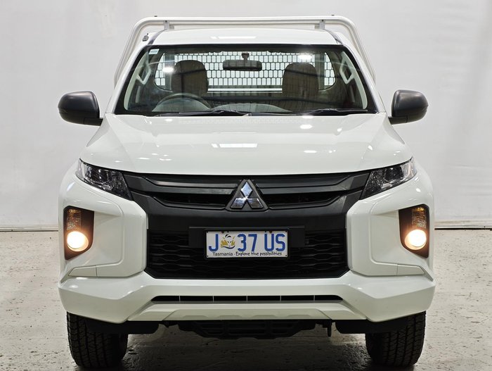 2021 Mitsubishi Triton GLX