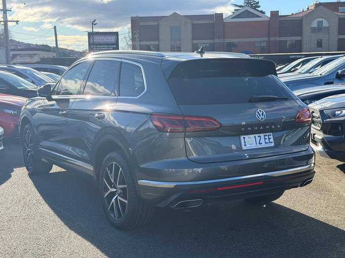 2019 Volkswagen Touareg 190TDI Launch Edition