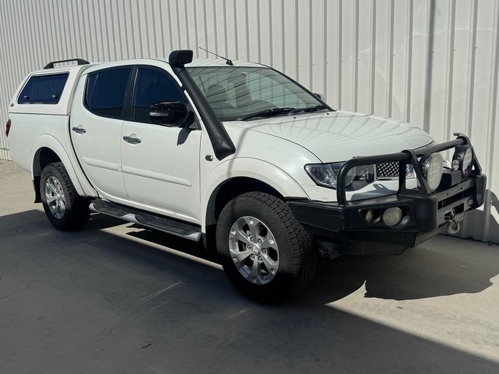 2014 Mitsubishi Triton