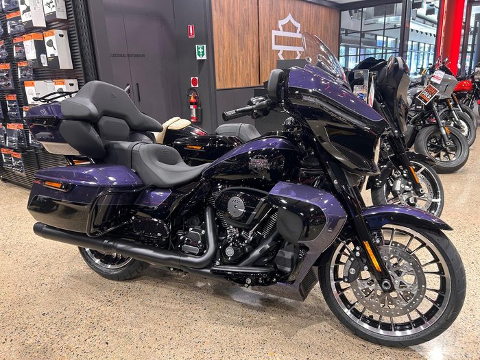 2026 Harley-Davidson Street Glide Limited 117 (FLHXL)