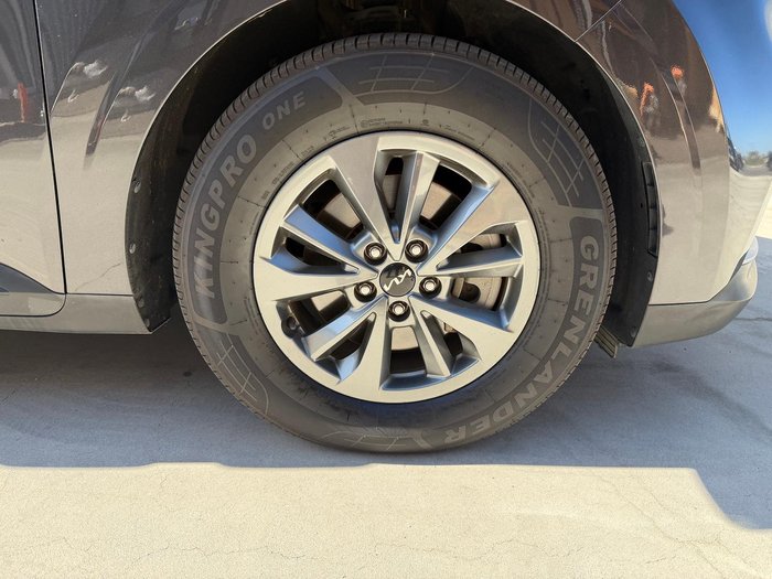 2022 Kia Carnival S