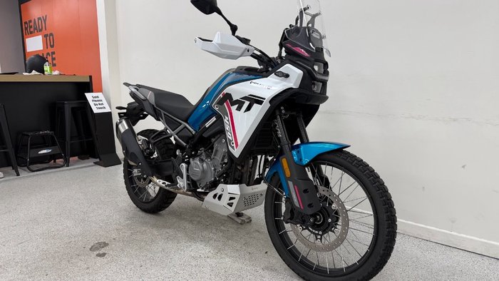 2025 CFMOTO 450 MT