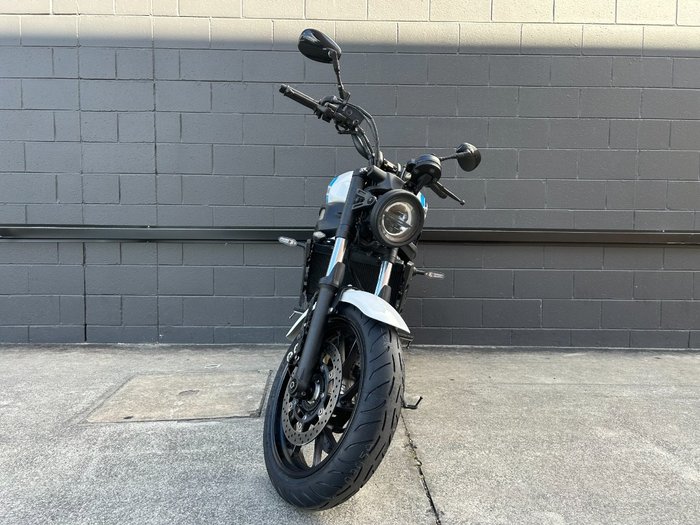 2023 Yamaha XSR700
