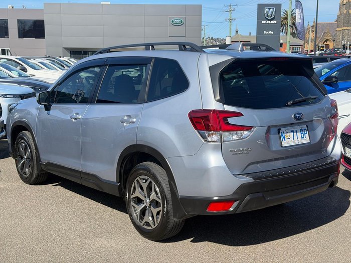 2022 Subaru Forester 2.5i