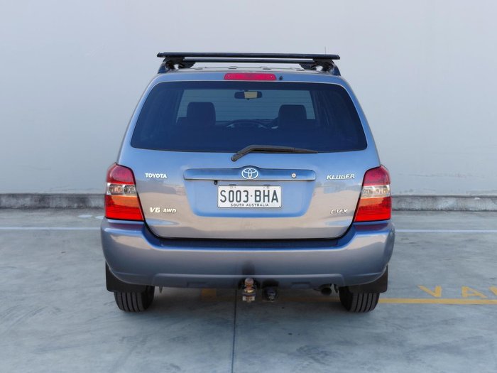 2004 Toyota Kluger CVX