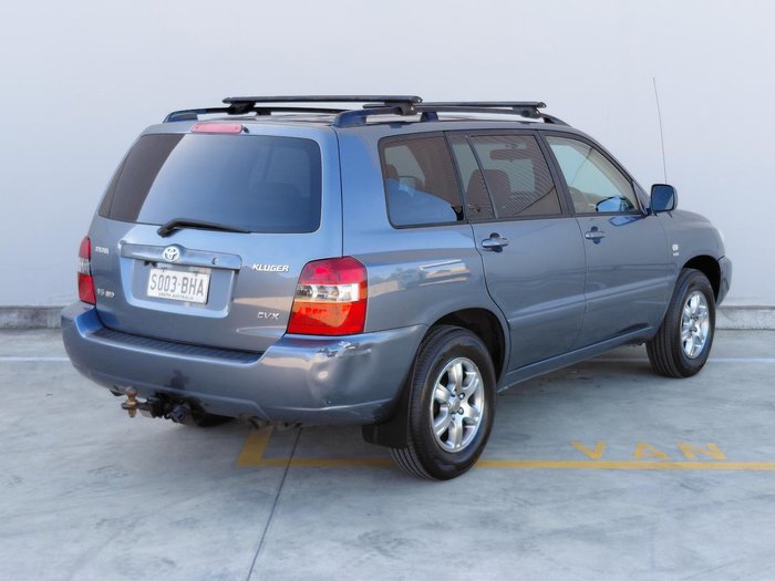 2004 Toyota Kluger CVX