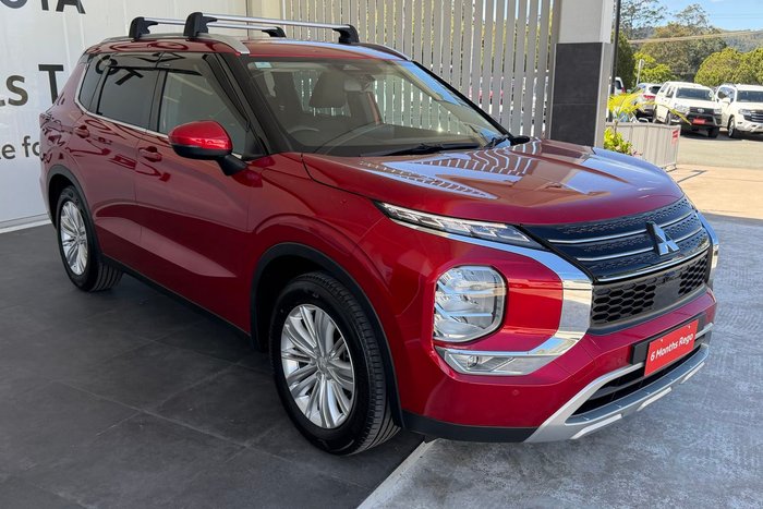 2022 Mitsubishi Outlander LS