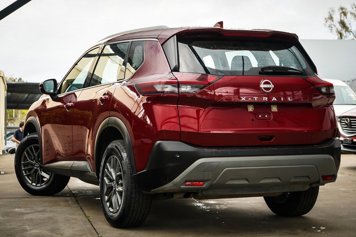2024 Nissan X-TRAIL ST