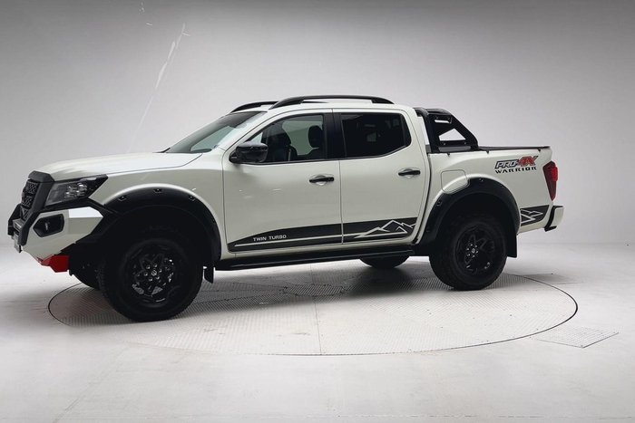 2023 Nissan Navara