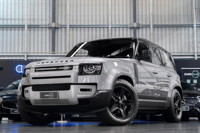 2021 Land Rover Defender 110 P400 SE