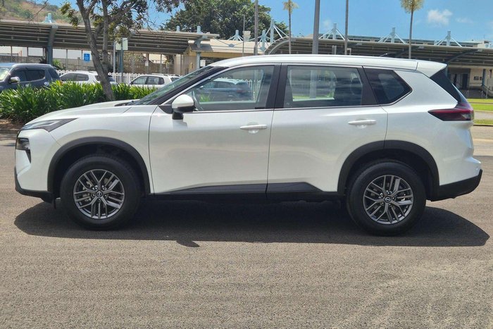 2026 Nissan X-TRAIL ST