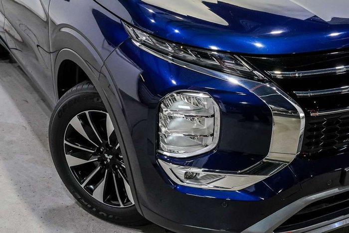 2025 Mitsubishi Outlander LS
