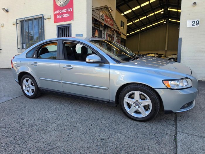 2010 Volvo S40